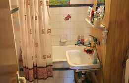 Oportunitate! Apartament 3 camere, decomandat, etaj intermediar, zona Minerva