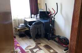 Oportunitate! Apartament 3 camere, decomandat, etaj intermediar, zona Minerva