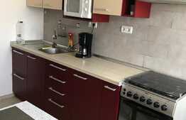 Apartament cu 3 camere, decomandat, 70 mp, parcare, zona Kaufland