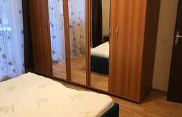 Apartament cu 3 camere, decomandat, 70 mp, parcare, zona Kaufland