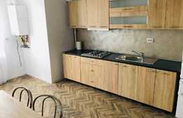 Apartament cu 2 camere, decomandat, 44 mp , pe Aurel Vlaicu, zoana  LeroyMerlin