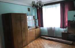 Oportunitate!! 2 camere decomandate, etaj intermediar in zona centrala