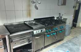 Spatiu pentru bistro, cu terasa, de vanzare ! 