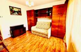 Apartament cu 3 camere, decomandat, 72 mp, loc de parcare, zona Intre Lacuri