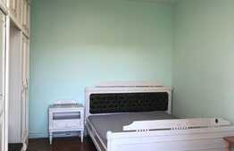 Apartament cu 3 camere, decomandate, balcon, terasa, zona Parang