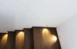 Apartament pe 2 nivele! 160 mp, parcare, ideal pentru birouri!