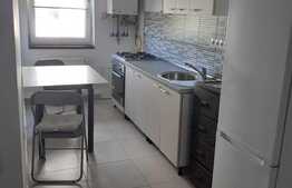 Apartament cu 2 camere, 50 mp, parcare, zona Vivo