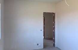 Casa individuala de vanzare, 105 mp, teren 365 mp, zona Avram Iancu 