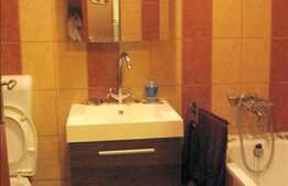 Apartament de vanzare 2 camere in zona Stejarului,