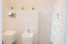 Apartament de lux, 120 mp utili, 2 terase ,3 locuri de parcare, acces gradina, CF, zona Iulius Mall !