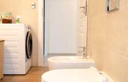 Apartament de lux, 120 mp utili, 2 terase ,3 locuri de parcare, acces gradina, CF, zona Iulius Mall !