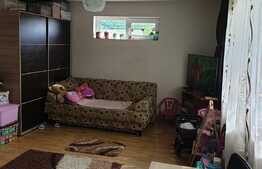 De vanzare, apartament 2 camere, 49 mp, in zona Petrom 