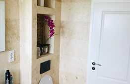 Apartament 3 camere, 60 mp, etaj intermediar, zona Primariei