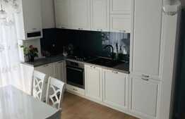 Apartament 3 camere, 60 mp, etaj intermediar, zona Primariei