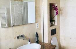 Apartament 3 camere, 60 mp, etaj intermediar, zona Primariei