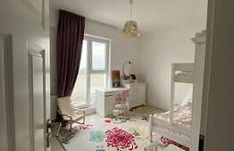 Apartament 3 camere, finisat la cheie, etaj intermediar, Priveliste superba