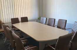 Cladire de birouri ultramoderna, 420 mp, 7 locuri de parcare incluse