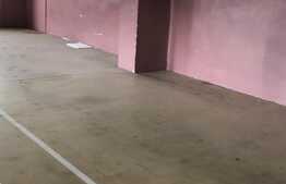 Spatiu ateliere/depozit + birou, 450 mp, 3 locuri de parcare incluse