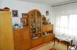 Vanzare apartament cu 3 camere, decomandat, 93 mp, zona Interservisan