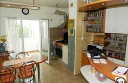 Vanzare apartament cu 3 camere, decomandat, 93 mp, zona Interservisan