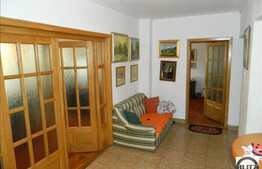 Vanzare apartament cu 3 camere, decomandat, 93 mp, zona Interservisan