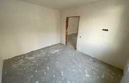 apartament cu 2 camere, 51 mp, semifinisat, zona Stejarului.