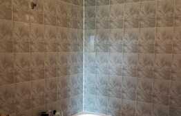 Apartament 3 camere, decomandat, boxa, parcare, zona Spitalul de Recuperare.