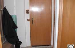 3 cam decomandate intr-o zona accesibila!