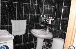 3 cam decomandate intr-o zona accesibila!