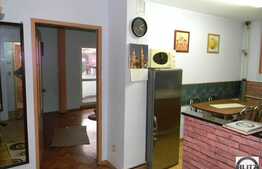 3 camere, in zona Plopilor, decomandat!