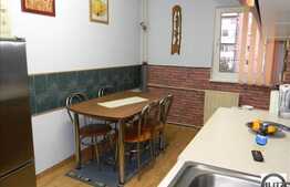 3 camere, in zona Plopilor, decomandat!