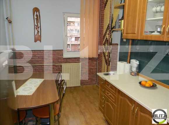 Apartament de vânzare 3 camere Manastur - 5023AV | BLITZ Cluj-Napoca | Poza1