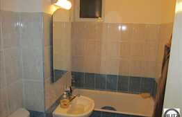 De vanzare 2 camere, 47 mp utili, in zona Pietei Mercur