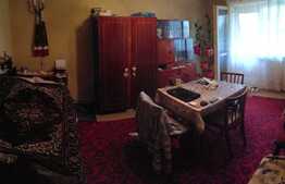 Apartament de vanzare, 3 camere, decomandat, zona Pasteur