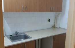 Garsoniera luminoasa, etaj intermediar, 29 mp + balcon, zona Profi