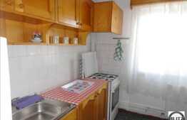 Vanzare 1 camera, 40 mp utili, zona Nasaud, parcare si boxa incluse