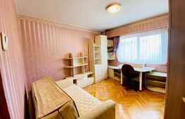 Apartament cu 4 camere, decomandat, 90 mp, zona Centrala 