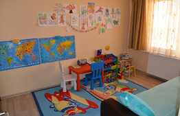 Apartament cu 2 camere decomandate, etaj intermediar, la cheie + parcare!!!