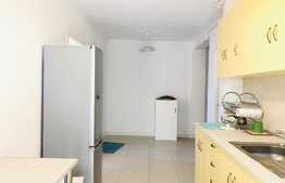 Apartament 2 camere, decomandat, parcare, zona strazii Eroilor