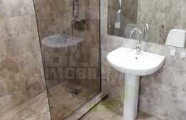 Spatiu comercial, 43 mp, la parterul unui complex rezidential din zona Oasului