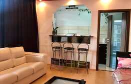 Garsoniera, etaj intermediar, 32mp, mobilat! Zona strazii Eroilor!