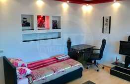 Garsoniera, etaj intermediar, 32mp, mobilat! Zona strazii Eroilor!