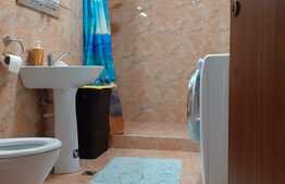 2 camere, decomandat, 52 mp., zona Dumitru Mocanu