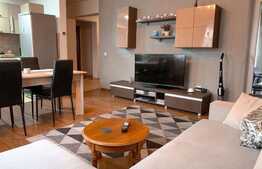 Apartament cu 3 camere, 72 mp, mobilat modern, parcare, zona strazii Sub Cetate