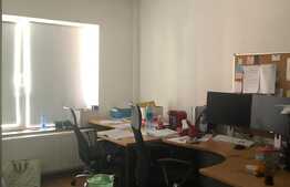 Birouri in zona foarte buna cu acces facil. 