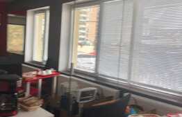 Birouri in zona foarte buna cu acces facil. 