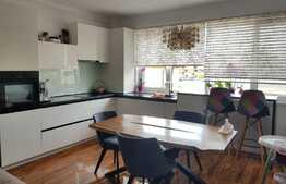 Finisaje de lux,  73mp, loc parcare, etaj intermediar! Zona strazii Sub Cetate!