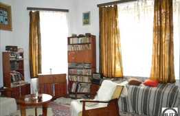 Apartament spatios in Centru! Loc parcare inclus!