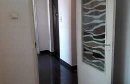 De vanzare apartament cu 2 camere, decomandat, 44 mp, zona Kaufland Marasti