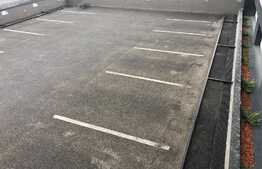 Birou cochet in cladire moderna, All inclusive